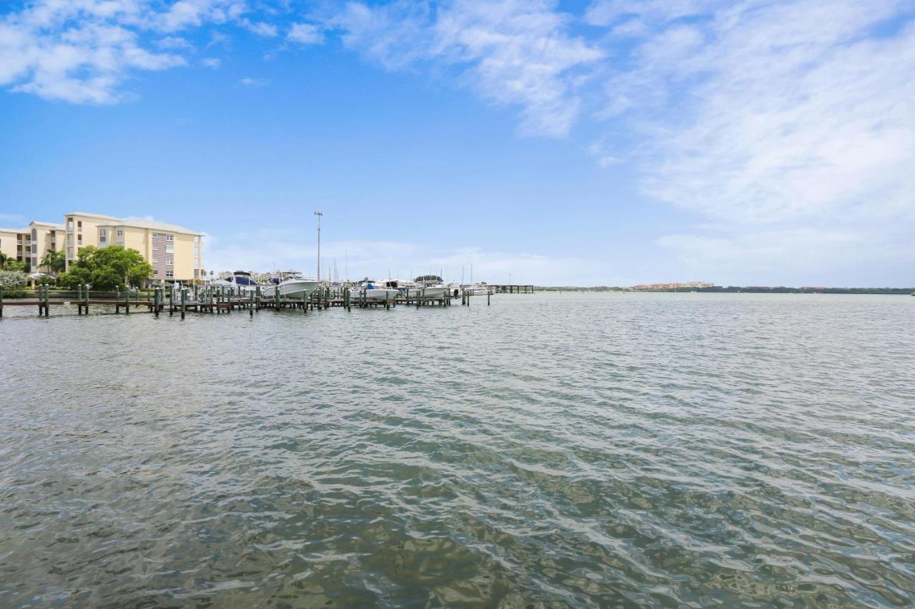 Coconut Paradise St. Pete Beach Exterior foto