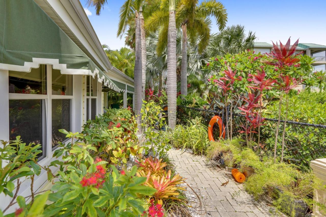 Coconut Paradise St. Pete Beach Exterior foto